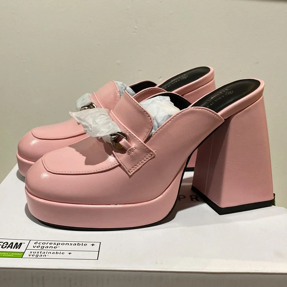 NWT Call It Spring Pink Cassia Chain Pump Size 8.5